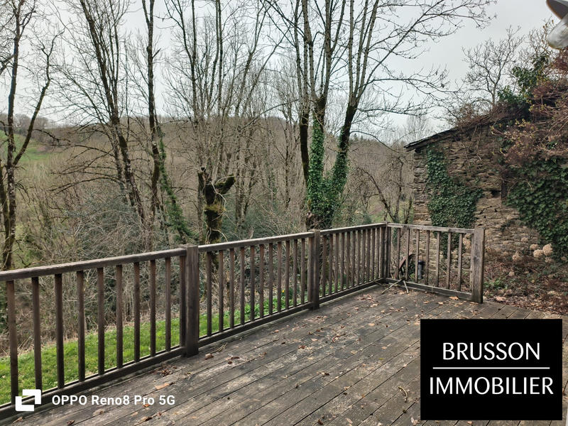 Maison - 440 m² - 8 pièces