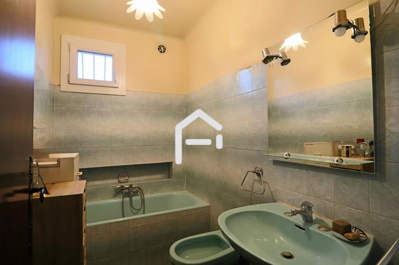 Villa - 155 m² - 8 pièces