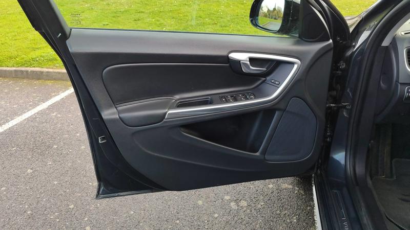 Volvo V60 Cross Country 2.0 TDi 190 D4 Geartronic Luxe