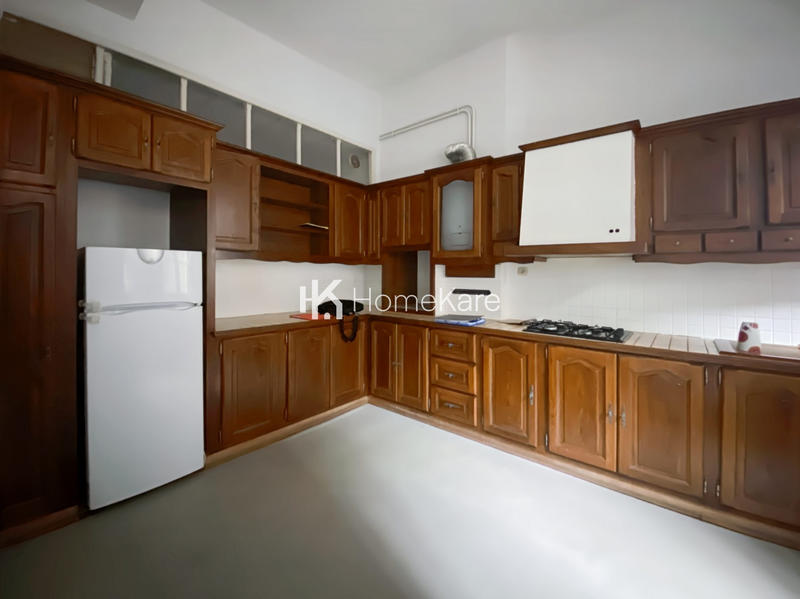 Appartement - 122 m² - 4 pièces