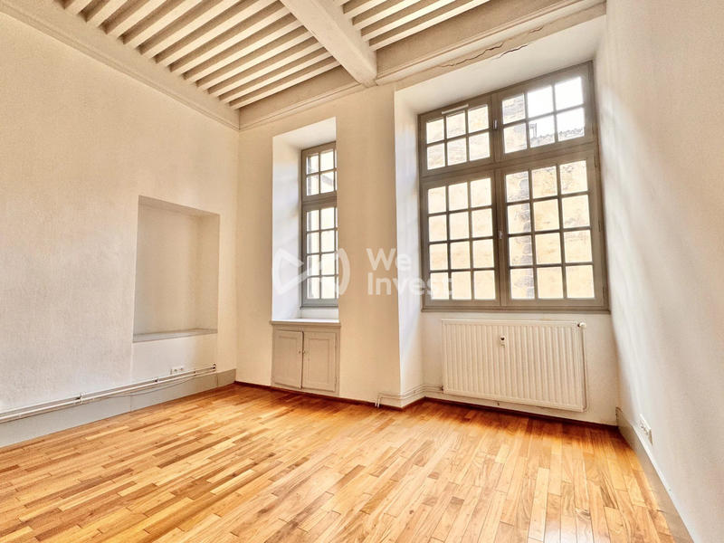 Appartement - 97 m² - 3 pièces