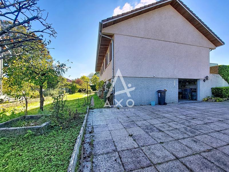 Maison - 104 m² - 5 pièces