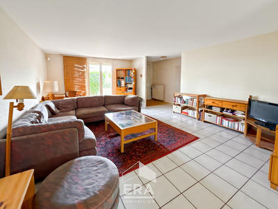 Maison - 109 m² - 6 pièces