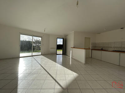 Maison - 100 m² - 4 pièces