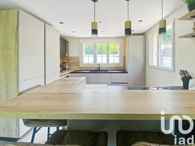 Maison - 148 m² - 9 pièces