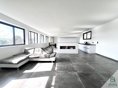 Propriété - 177 m² - 6 pièces