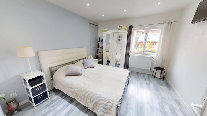 Maison - 121 m² - 5 pièces