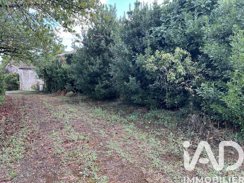 Maison - 410 m² - 8 pièces