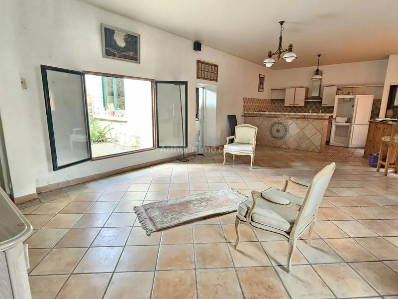 Maison - 203 m² - 6 pièces