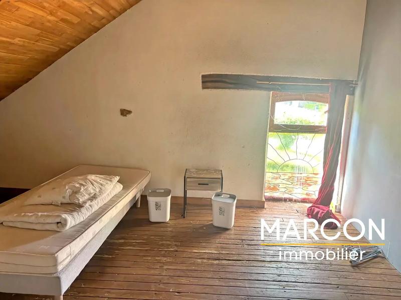 Maison de village - 302 m² - 15 pièces