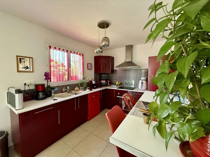 Maison - 96 m² - 5 pièces