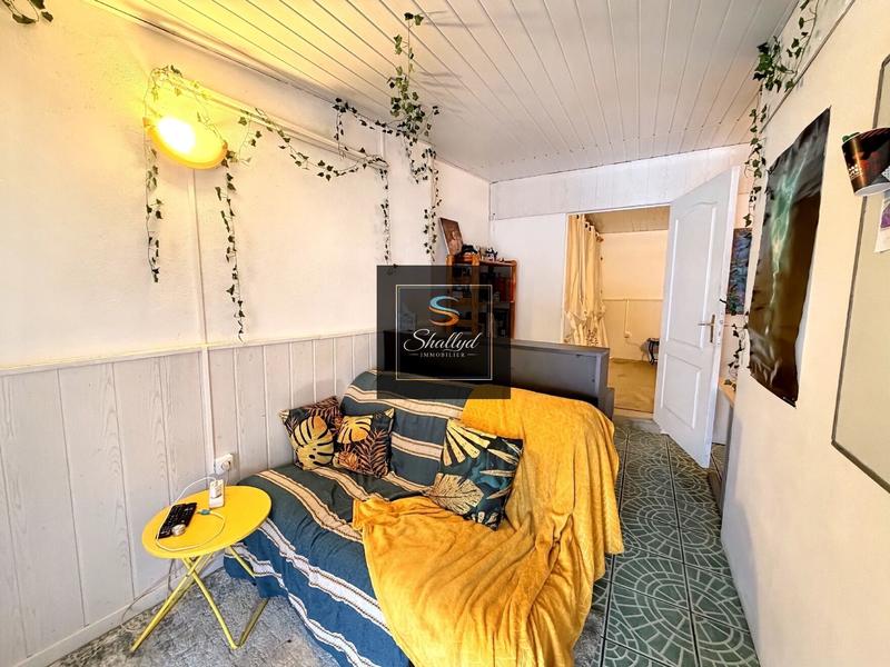 Maison - 205 m² - 9 pièces