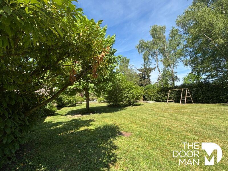 Maison - 350 m² - 15 pièces