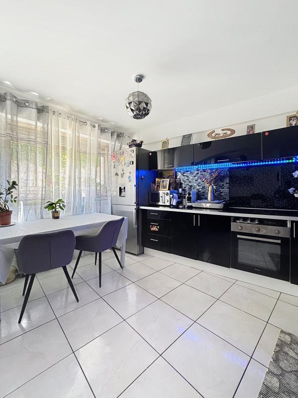 Appartement - 58 m² - 3 pièces