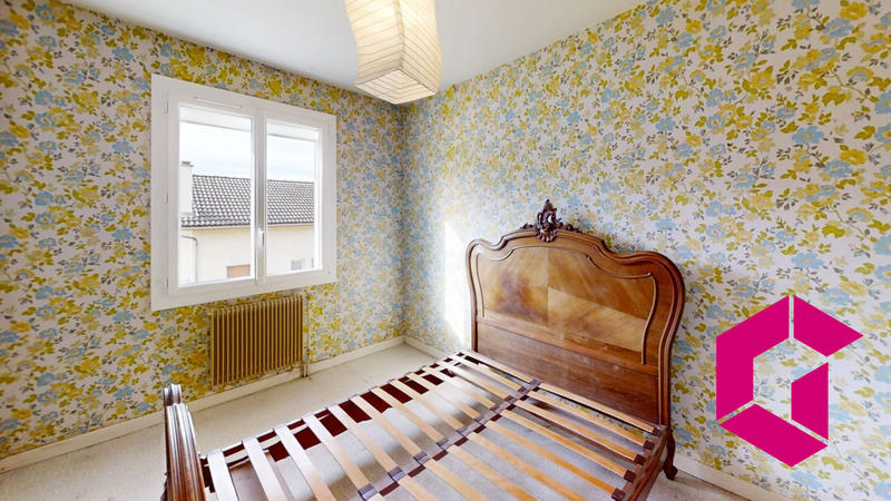 Maison - 101 m² - 6 pièces