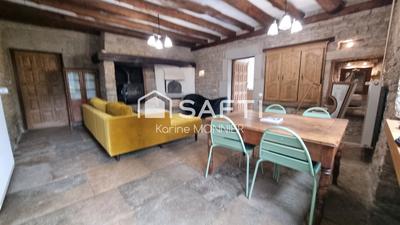 Maison - 418 m² - 10 pièces