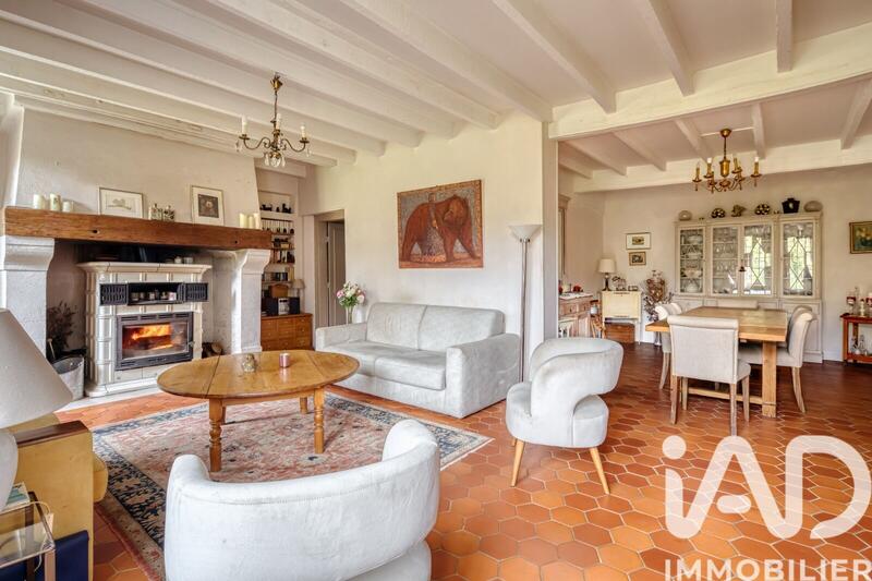 Maison - 441 m² - 12 pièces