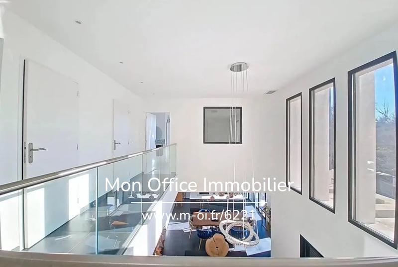 Villa - 276 m² - 7 pièces