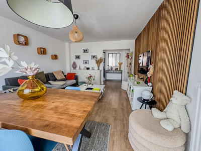 Appartement - 75 m² - 3 pièces