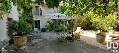 Maison - 445 m² - 14 pièces