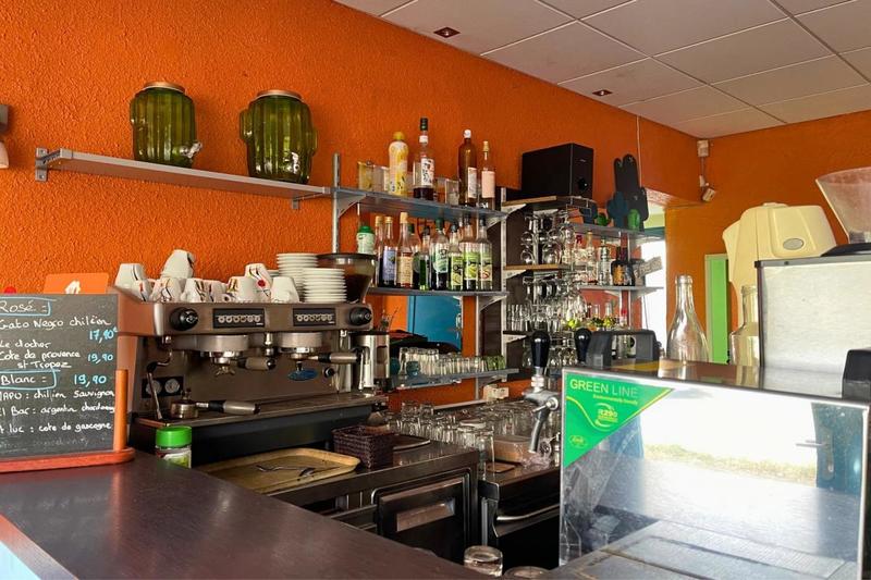 Local commercial - 100 m² - 2 pièces