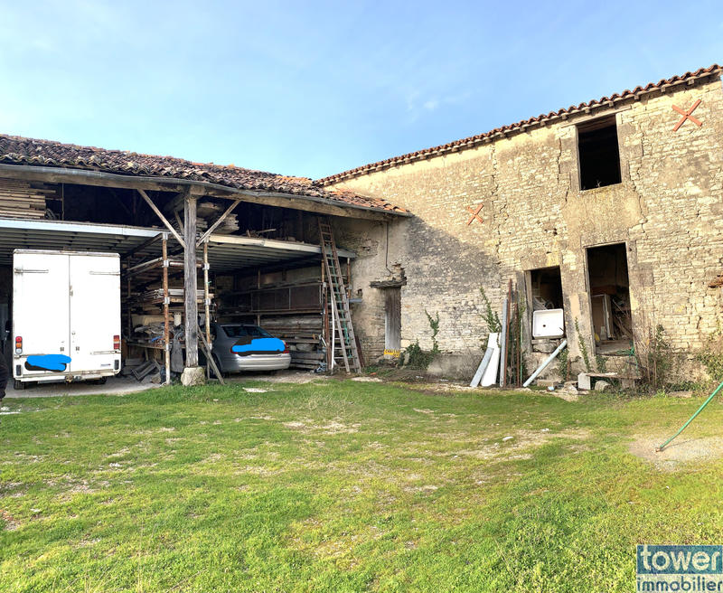 Maison - 200 m² - 1 pièce