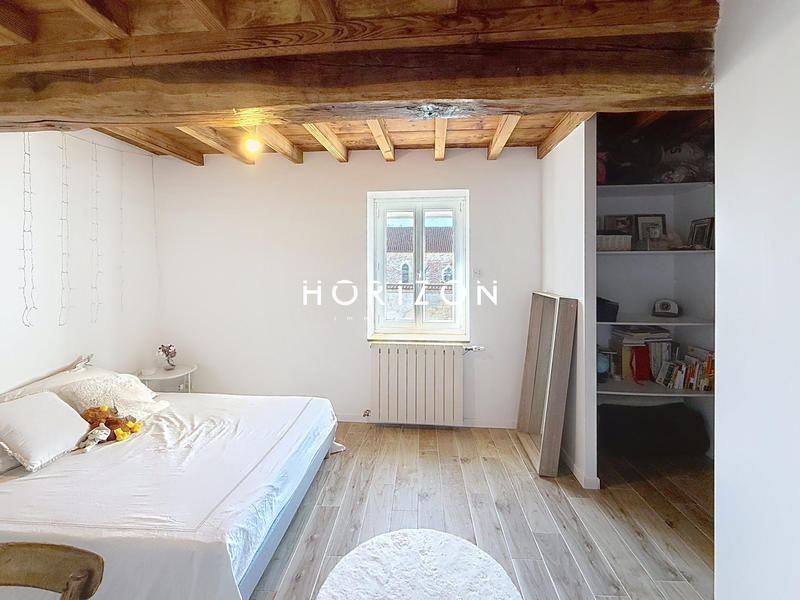 Maison ancienne - 220 m² - 8 pièces