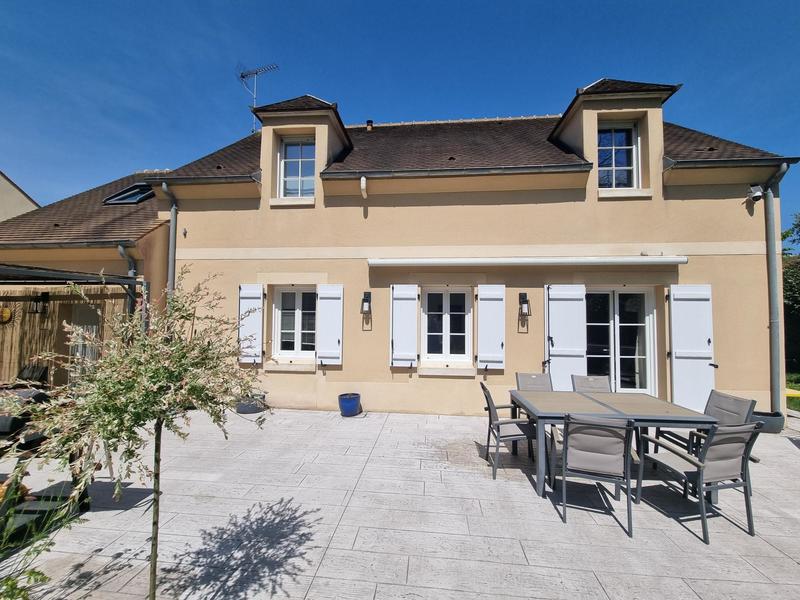 Maison - 115 m² - 7 pièces