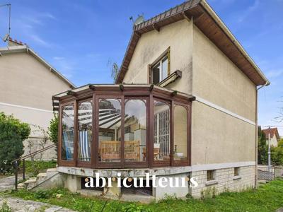 Appartement - 76 m² - 5 pièces