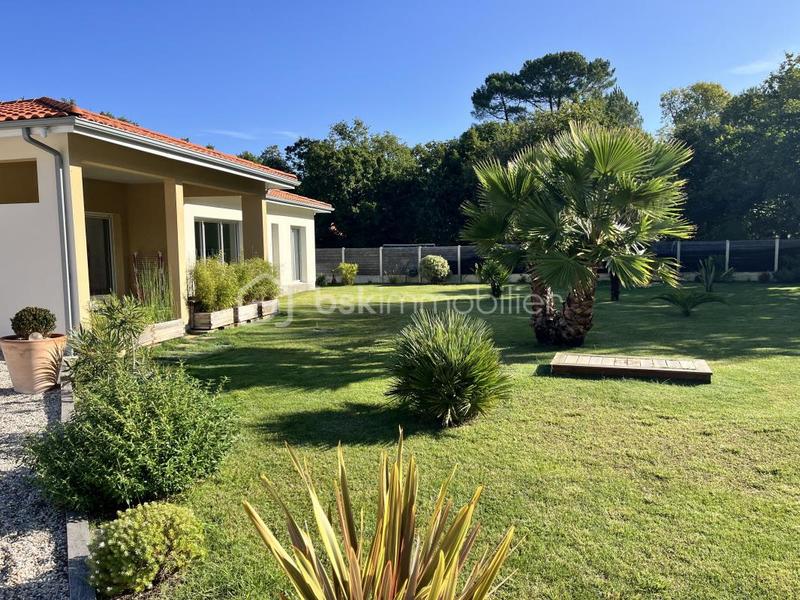 Maison - 108 m² - 4 pièces