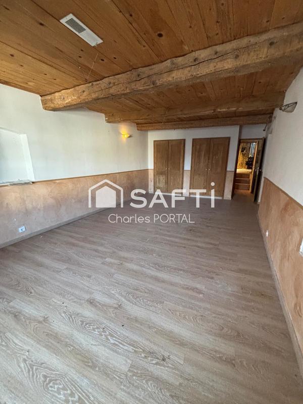Maison - 280 m² - 7 pièces