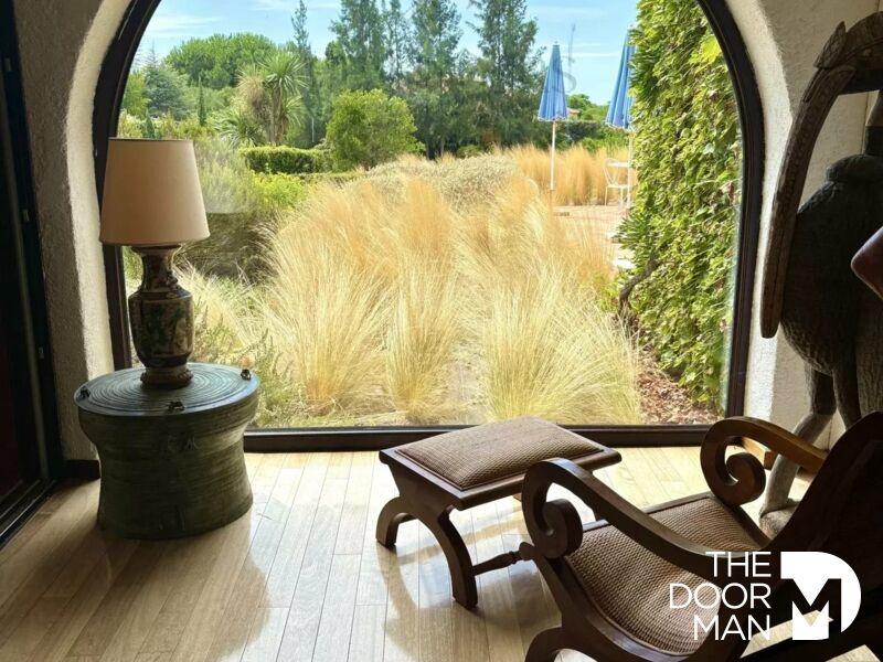 Villa - 426 m² - 15 pièces