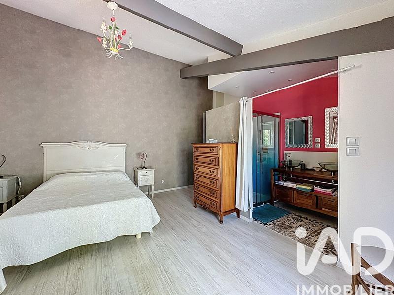 Maison de campagne - 250 m² - 6 pièces