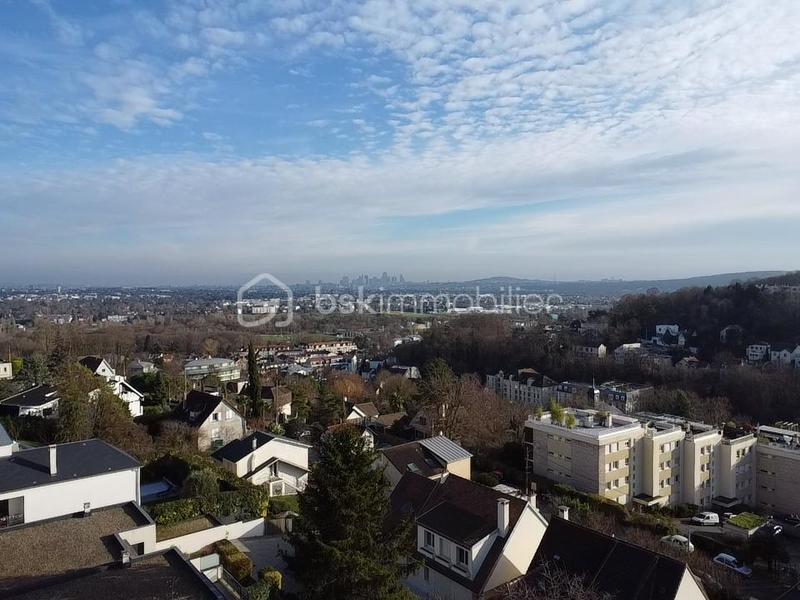 Maison traditionnelle - 152 m² - 7 pièces