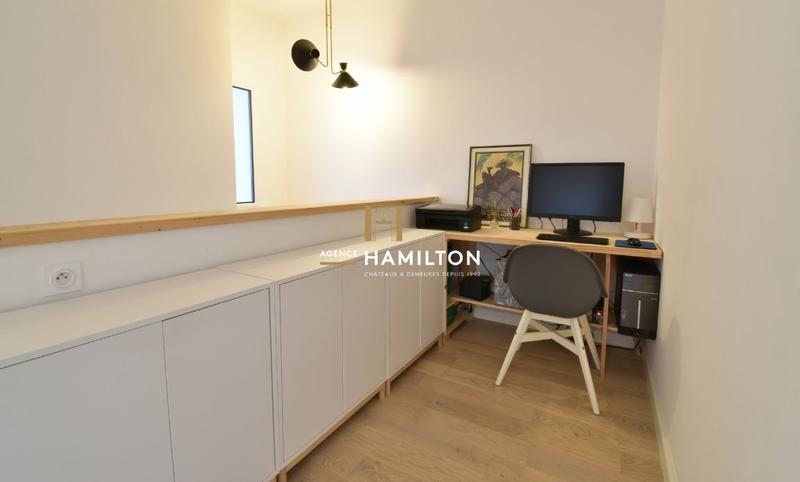 Maison - 200 m² - 6 pièces