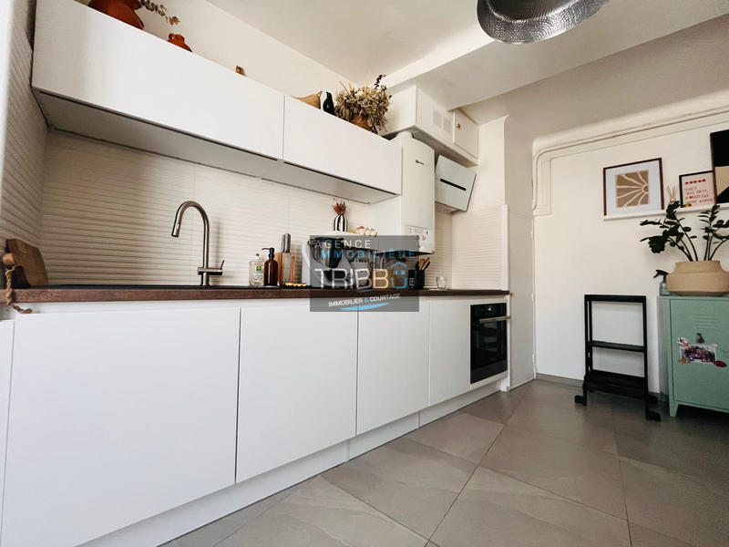 Appartement - 90 m² - 4 pièces