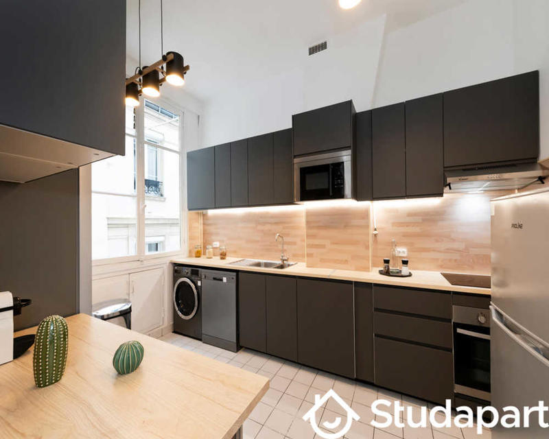 Chambre - 170 m² - 1 pièce