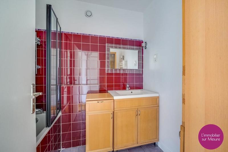 Appartement - 93 m² - 4 pièces