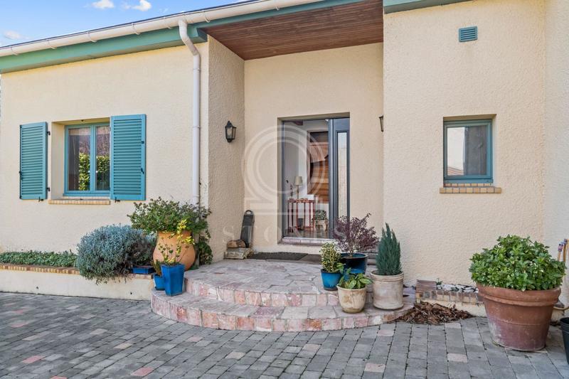 Maison ancienne - 220 m² - 7 pièces