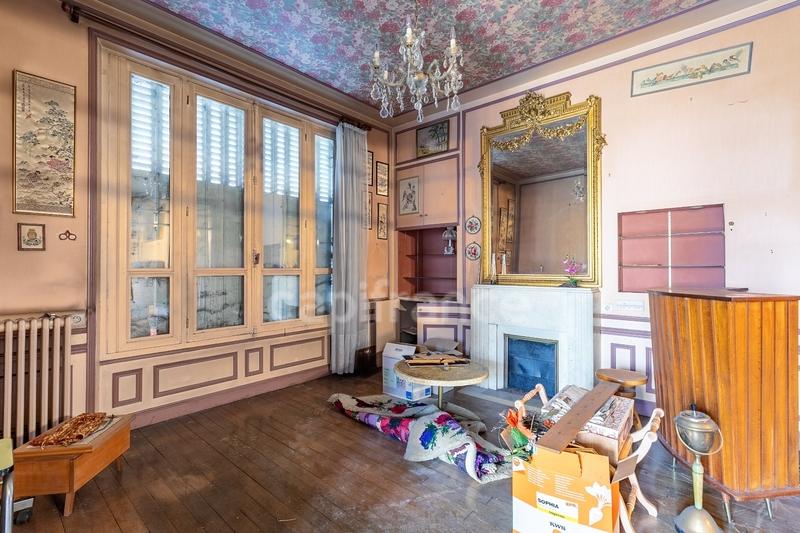 Maison - 180 m² - 8 pièces