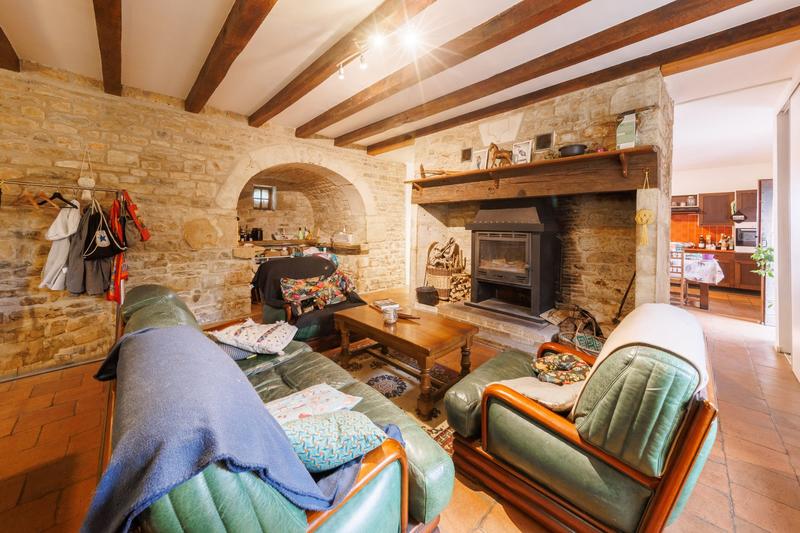 Maison - 249 m² - 10 pièces