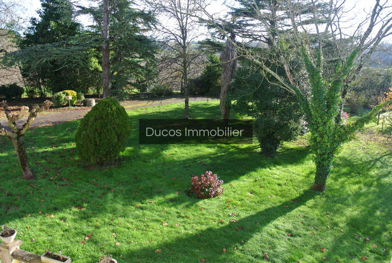 Maison - 244 m² - 7 pièces