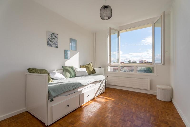 Appartement - 85 m² - 4 pièces