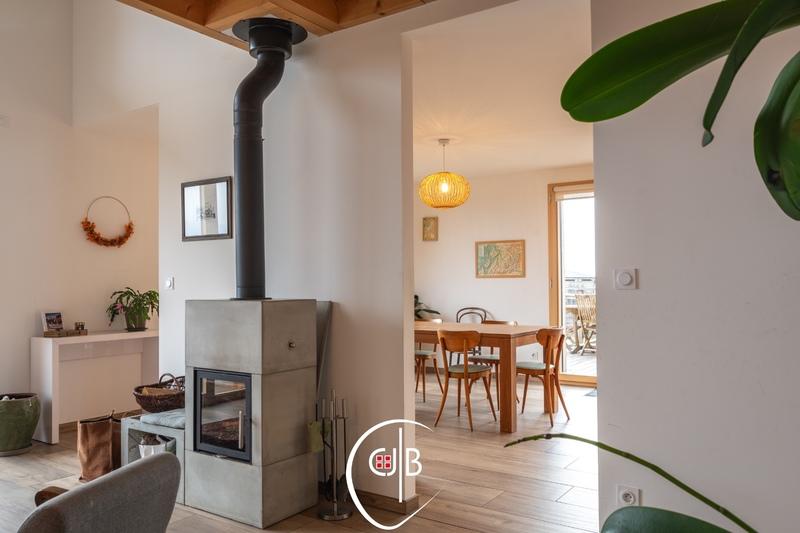 Maison - 188 m² - 7 pièces