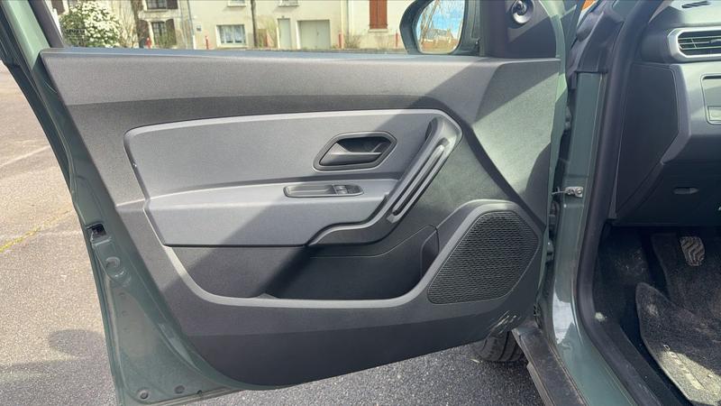Dacia Duster 1.0 Eco-G 100 Essentiel