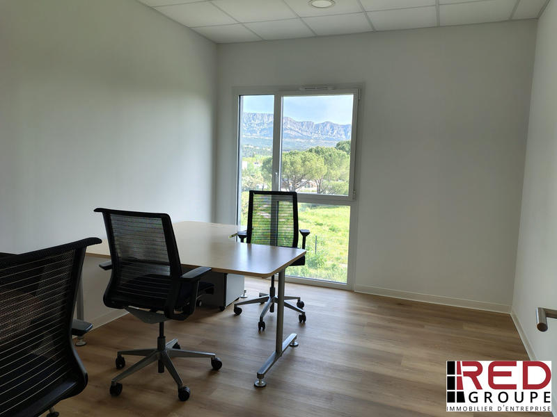 Bureau - 136 m²