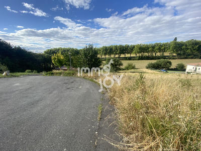 Terrain - 1 608 m²