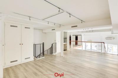 Local commercial - 122 m²