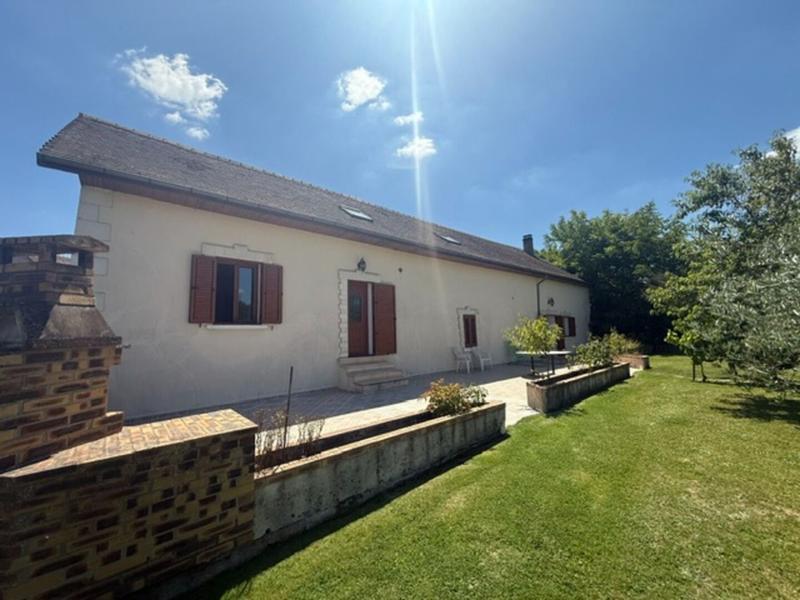 Maison - 232 m² - 9 pièces