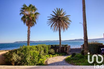 Maison - 182 m² - 7 pièces